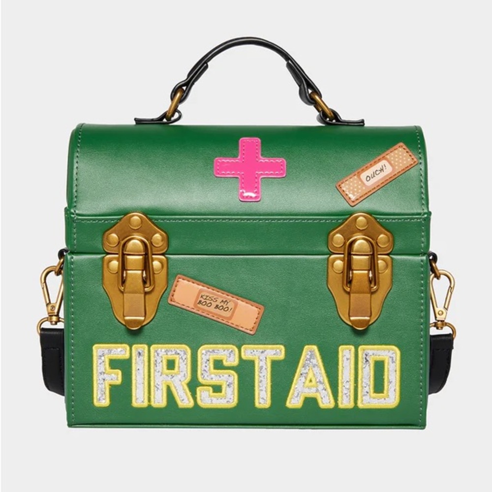 ISO!! Betsey Johnson Playing Doctor Bag